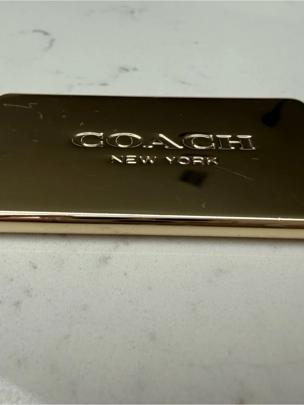 Coach Gold Logo Hangtag - Picture 3 of 4